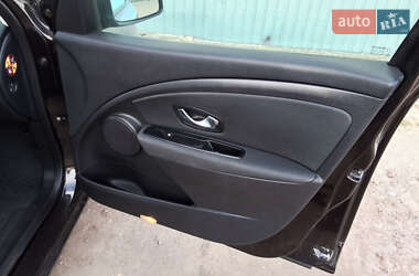 Універсал Renault Megane 2010 в 
