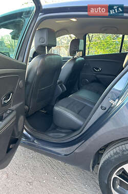 Хэтчбек Renault Megane 2015 в 