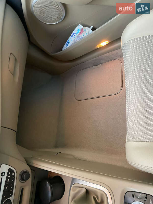 Хэтчбек Renault Megane 2010 в Киеве фото 21 Хэтчбек Renault Megane 2010 в Киеве