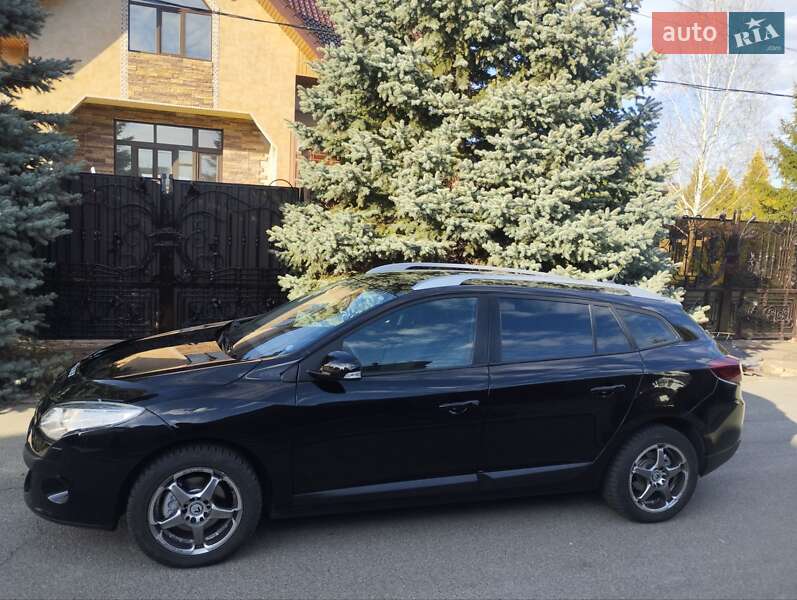 Универсал Renault Megane 2011 в Киеве