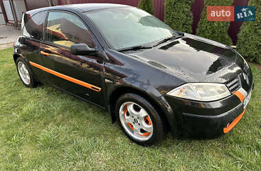 Купе Renault Megane 2004 в 