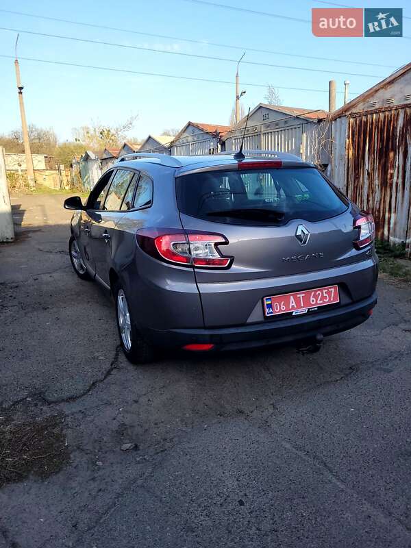 Универсал Renault Megane 2013 в Киеве фото 2 Универсал Renault Megane 2013 в Киеве