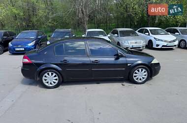 Седан Renault Megane 2006 в 