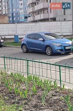 Хэтчбек Renault Megane 2011 в 