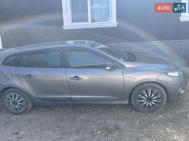 Универсал Renault Megane 2012 в 