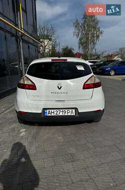 Хэтчбек Renault Megane 2009 в 
