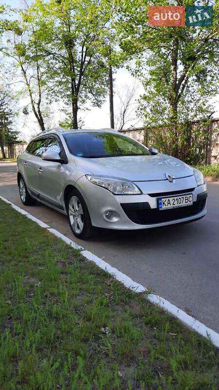Универсал Renault Megane 2011 в Киеве