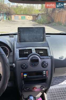 Универсал Renault Megane 2003 в 