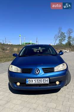 Хэтчбек Renault Megane 2005 в 