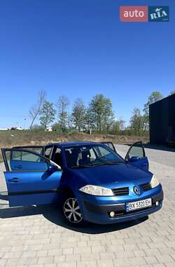 Хэтчбек Renault Megane 2005 в 