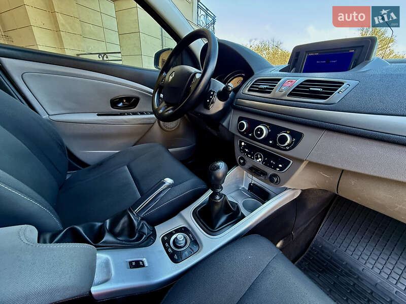 Хэтчбек Renault Megane 2010 в Одессе