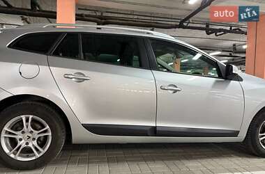 Универсал Renault Megane 2011 в 