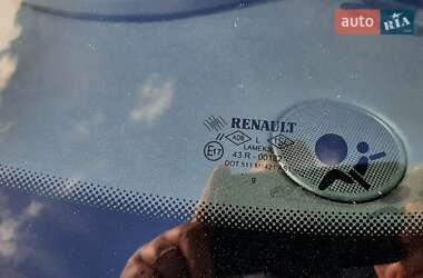 Седан Renault Megane 2009 в 