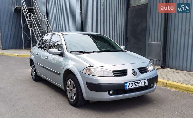 Седан Renault Megane 2003 в 