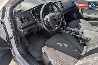 Хэтчбек Renault Megane 2017 в 