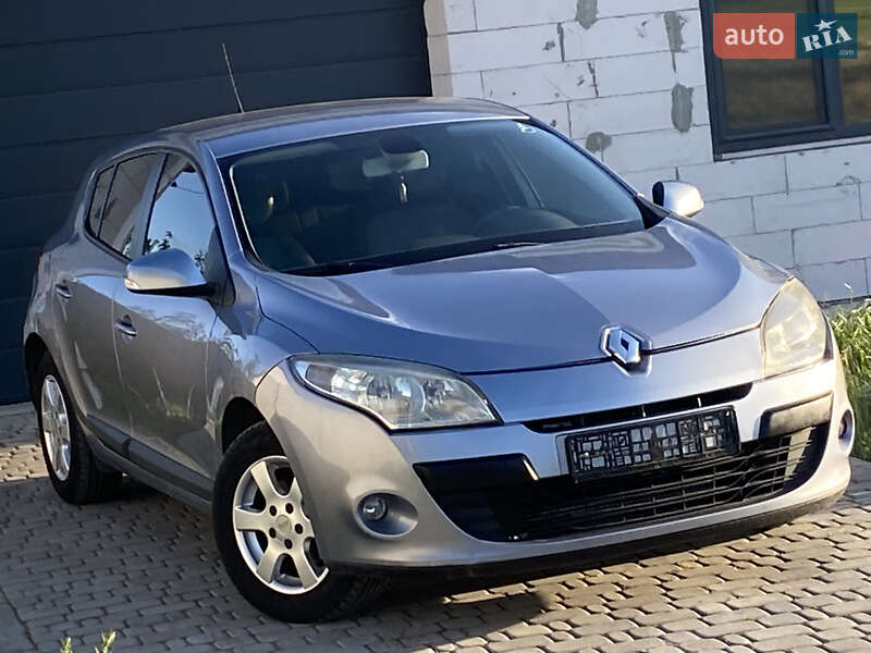 Хетчбек Renault Megane 2010 в Дніпрі
