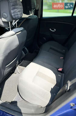Хетчбек Renault Megane 2008 в 