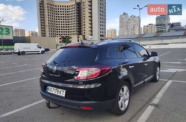 Универсал Renault Megane 2011 в 