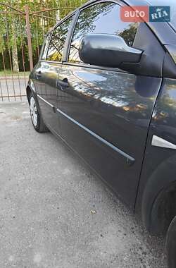 Хэтчбек Renault Megane 2007 в 
