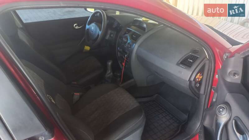 Седан Renault Megane 2006 в Долині