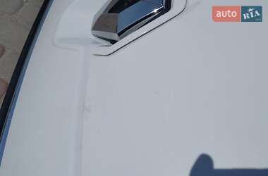 Хетчбек Renault Megane 2012 в 