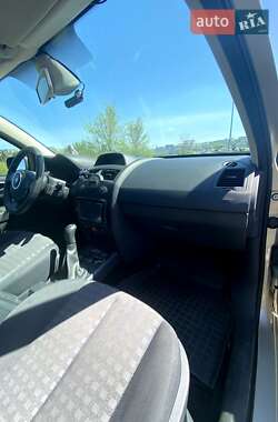 Универсал Renault Megane 2006 в 