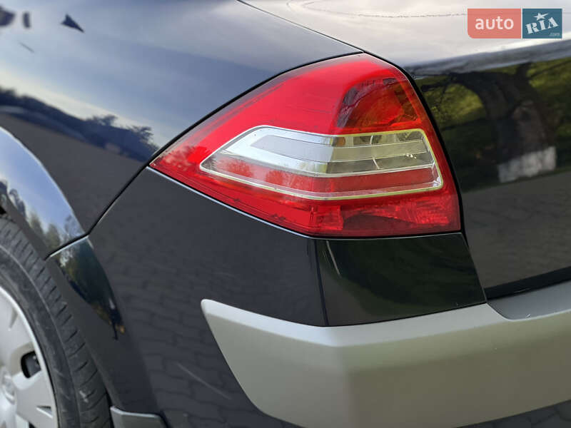 Седан Renault Megane 2007 в Сваляві