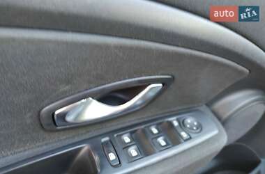 Хэтчбек Renault Megane 2009 в 