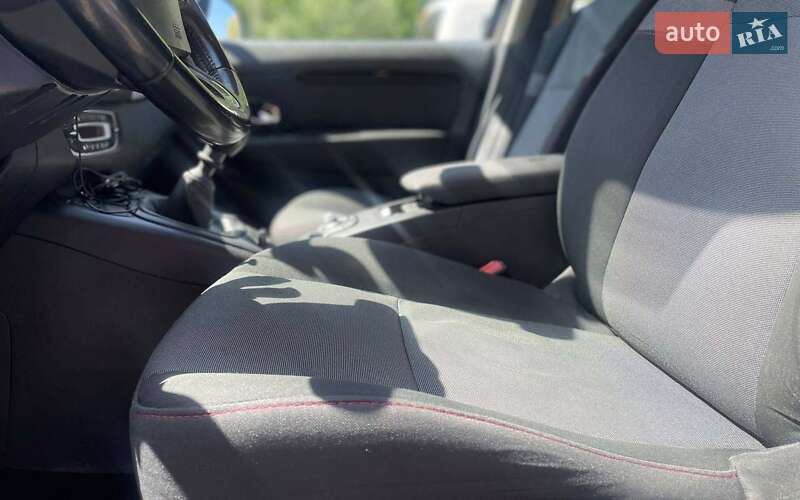Мінівен Renault Megane 2013 в Чернівцях