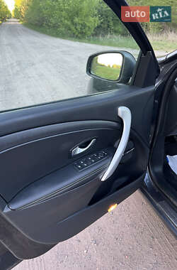 Универсал Renault Megane 2011 в 
