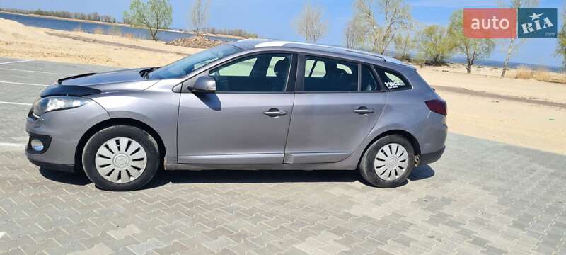 Универсал Renault Megane 2012 в 