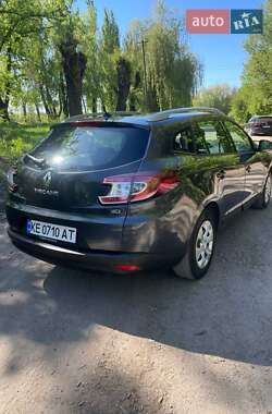 Универсал Renault Megane 2011 в 