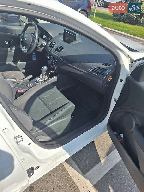 Хэтчбек Renault Megane 2014 в Киеве