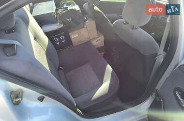 Седан Renault Megane 2003 в 
