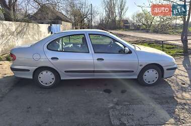 Седан Renault Megane 2003 в 