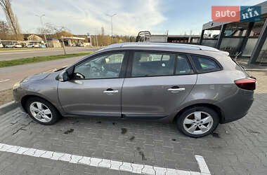Универсал Renault Megane 2010 в 