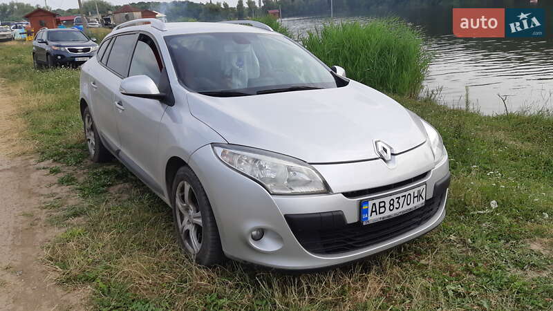 Универсал Renault Megane 2010 в 