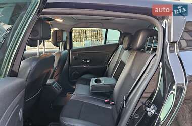 Хэтчбек Renault Megane 2010 в 