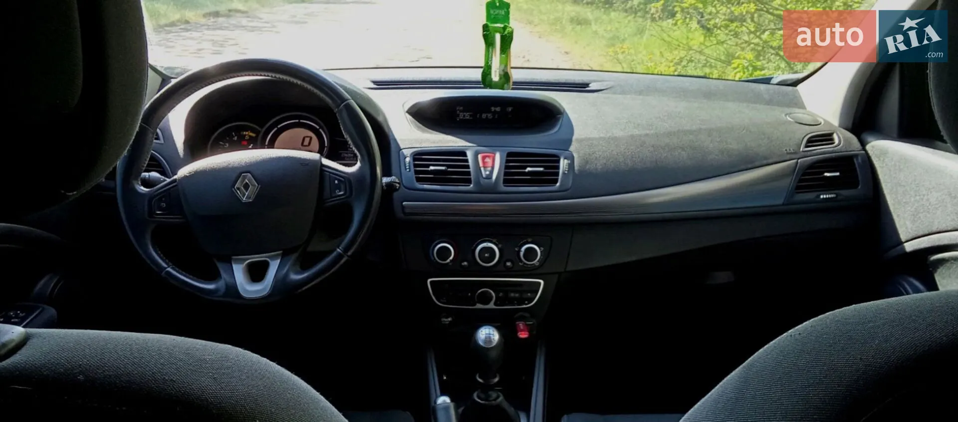 2010 Renault Megane - мініатюра 8