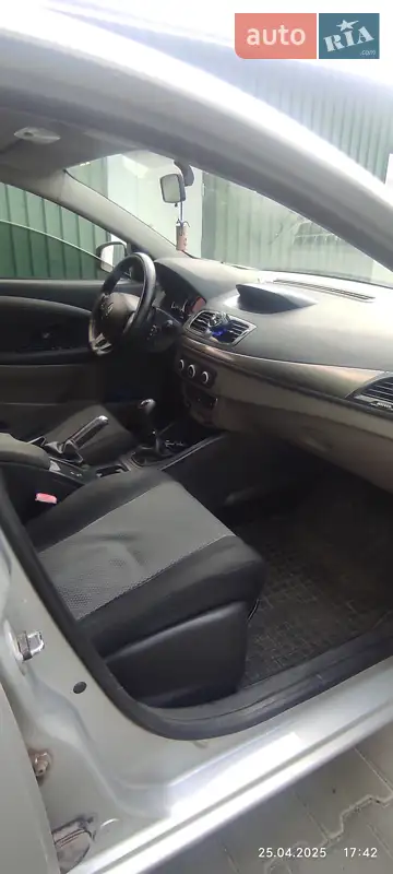 Renault Megane 2010 VIN VF1KZ0AD543700218 фото оголошення 19 з 58
