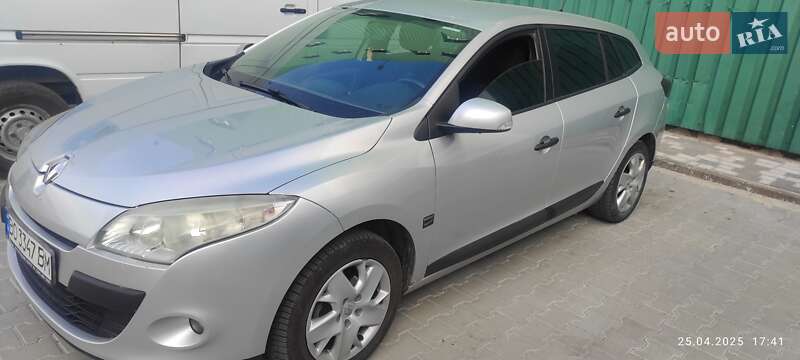 Универсал Renault Megane 2010 в Тернополе фото 2 Универсал Renault Megane 2010 в Тернополе