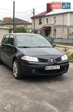 Хэтчбек Renault Megane 2007 в 
