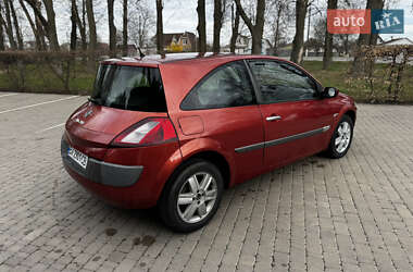 Хетчбек Renault Megane 2005 в 