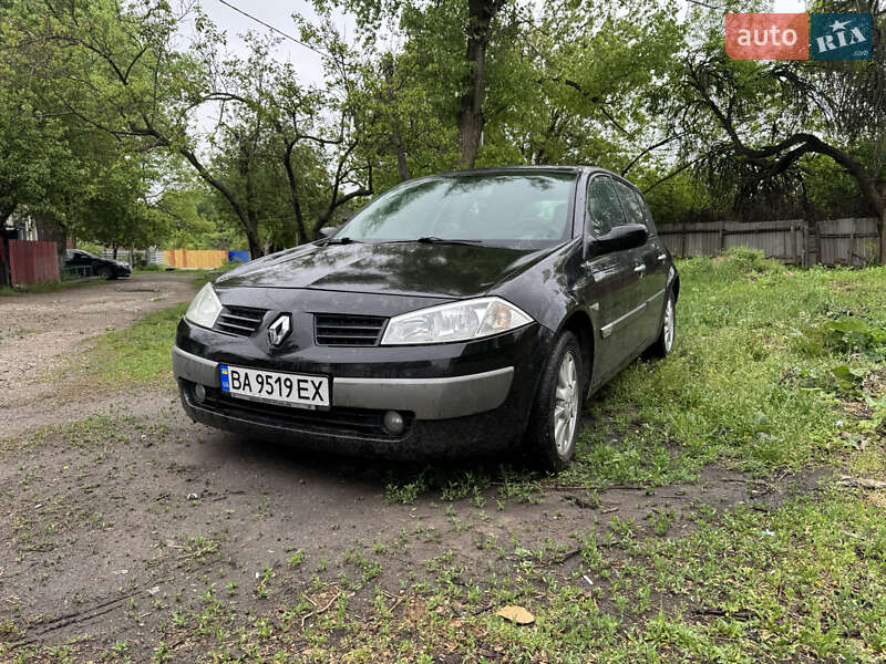 Хэтчбек Renault Megane 2005 в 