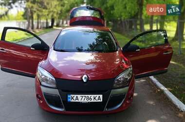 Купе Renault Megane 2010 в 