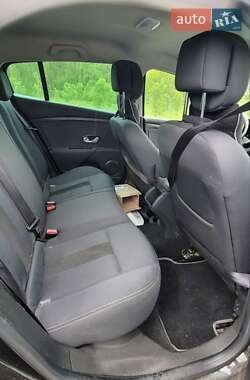 Хэтчбек Renault Megane 2009 в 