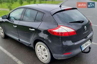 Хэтчбек Renault Megane 2009 в 