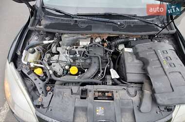 Хэтчбек Renault Megane 2009 в 