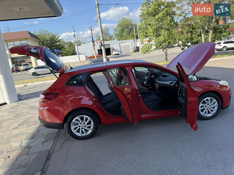 Универсал Renault Megane 2014 в Днепре