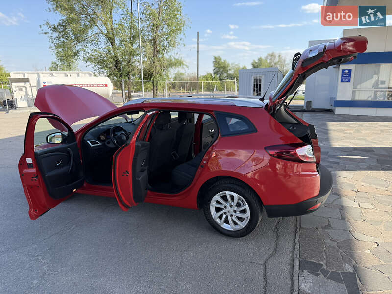 Универсал Renault Megane 2014 в Днепре